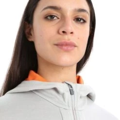 Icebreaker Quantum III Long Sleeved Zip Hood -Ecoski Sale Shop ECOS ICE 14 QUA HOO W IMG 4